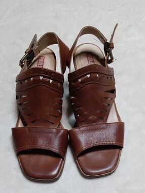 PIKOLINOS Brown Leather Cutout Slingback Sandals Size 6